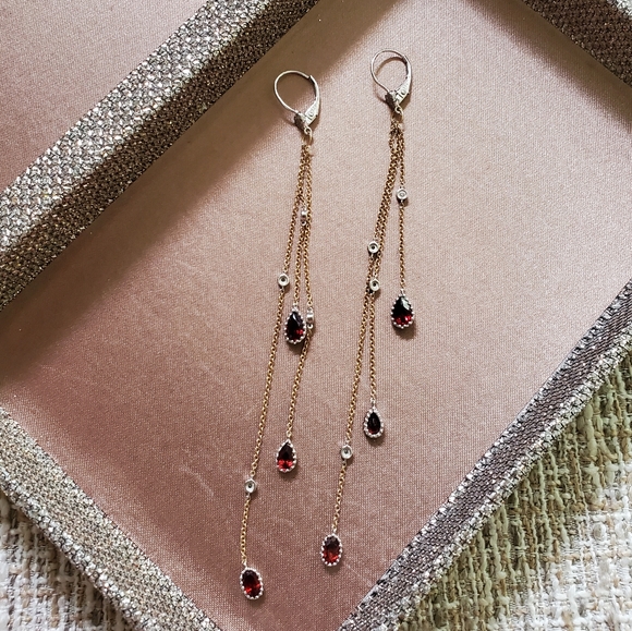 Jewelry - 14k Gold Diamond and Garnet Earrings